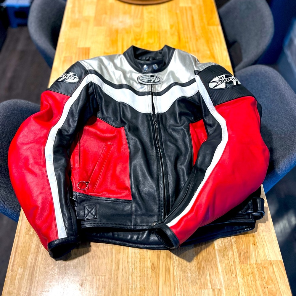 Vintage Joe Rocket Armored/Padded Leather Motorcycle Jacket. Size 44
